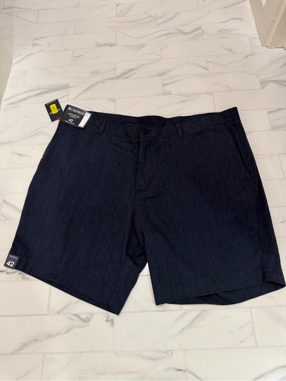 NWT Cremieux Madison Classic Fit Navy Linen Blend Shorts Men’s 42 8” Inseam